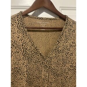 American Eagle‎ Button Up  Top Women's S Brown Long Sleeve Animal Print Sweater